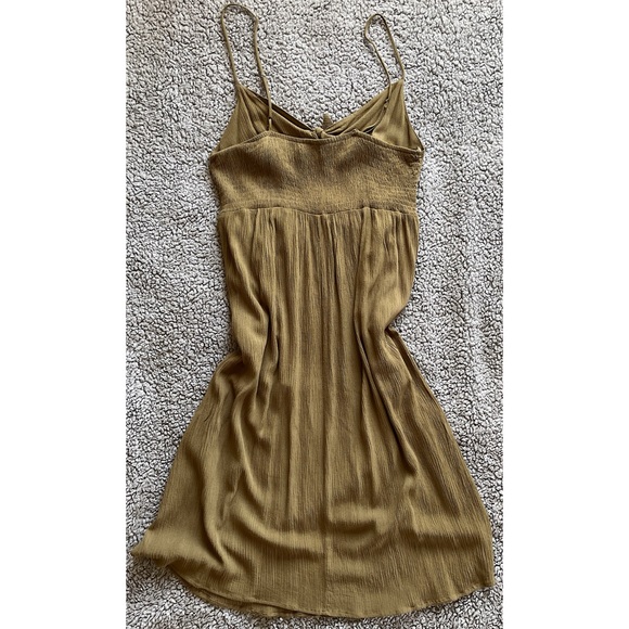 Beceel Large Green Spaghetti Strap Bow Midi Dress. - Picture 9 of 9